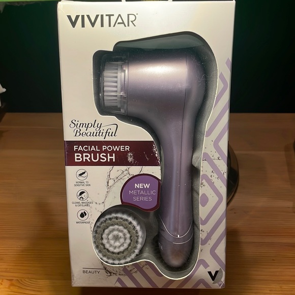 Vivitar Portable Electronic Facial Power Brush - Picture 1 of 3